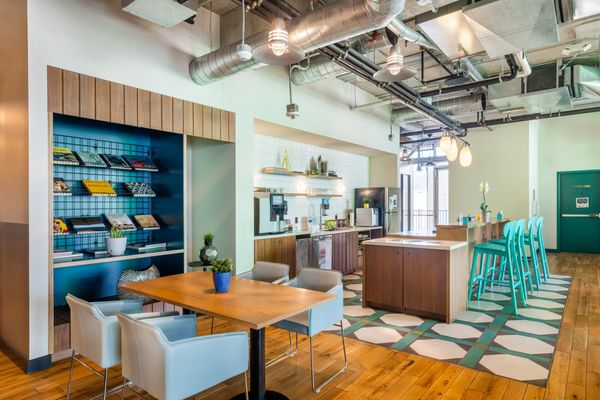 Spaces - Los Angeles - La Brea by null
