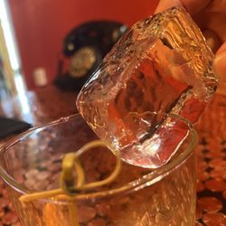 Gemini Lounge - Clear and Pure Ice