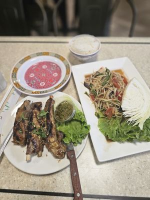 Snackboxe Bistro by null