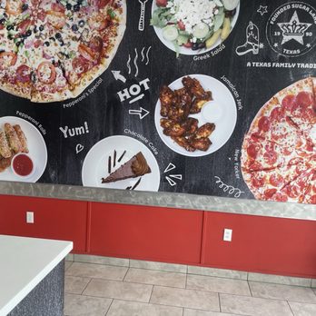 Pepperoni's - Oak Forest - Pizza Near Me - Houston, Texas
