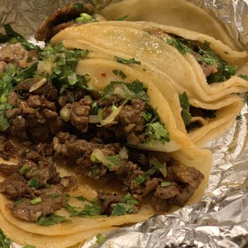 Tacos Para 2 - a close up of a taco - Food Trucks Near Me - Reno, Nevada