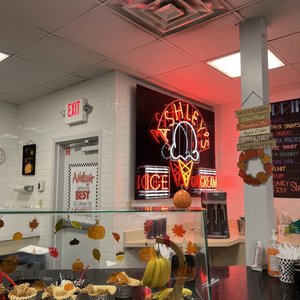 ASHLEY’S ICE CREAM - 100 Photos & 93 Reviews - 1016 Main St, Branford ...