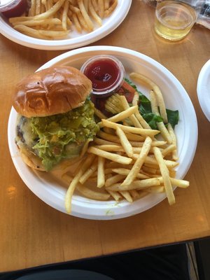 Lucky's Burger & Brew by null