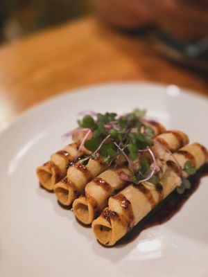 Shift Kitchen & Bar by null