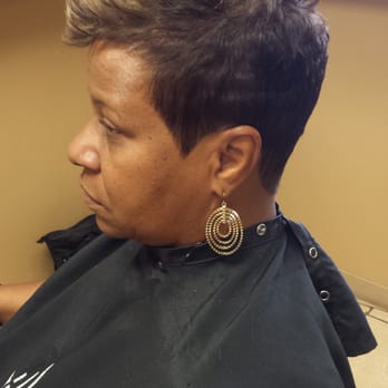 E-Clips Total Design - Hair Salons Near Me - Aurora, Illinois E-Clips Total Design - Hair Salons Near Me - Aurora, Illinois