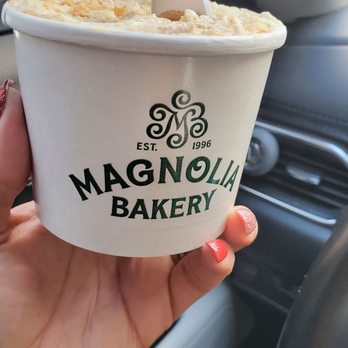 Magnolia Bakery - Medium to go - Bakeries Near Me - Chicago, Illinois Magnolia Bakery - Medium to go - Bakeries Near Me - Chicago, Illinois