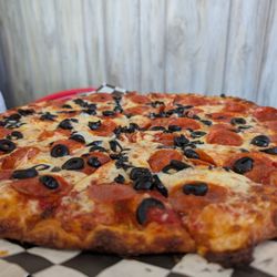 Checkers Pizza