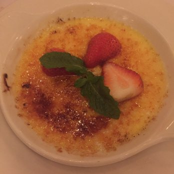 Maggiano's - Creme brûlée - Italian Near Me - Houston, Texas Maggiano's - Creme brûlée - Italian Near Me - Houston, Texas