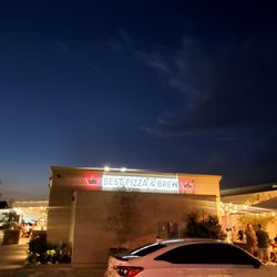 Best Pizza & Brew Escondido - Outside