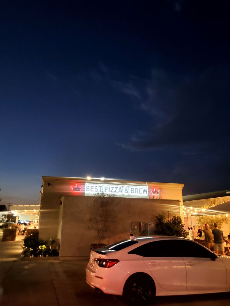 Best Pizza & Brew Escondido photo 3