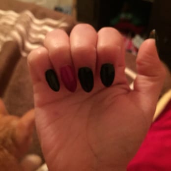 Quality Nails - Index is wayy shorted than the rest (all other 9 for that matter) - Nail Salons Near Me - Austin, Texas