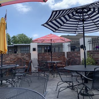The Bourbon Restaurant & Lounge - Seating area - American Near Me - Everson, Washington The Bourbon Restaurant & Lounge - Seating area - American Near Me - Everson, Washington