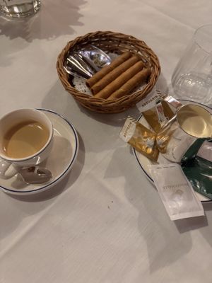 Restaurant Kronenhalle by null