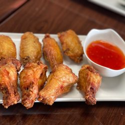 Nit Noi Thai Kitchen - THAI CHICKEN WINGS