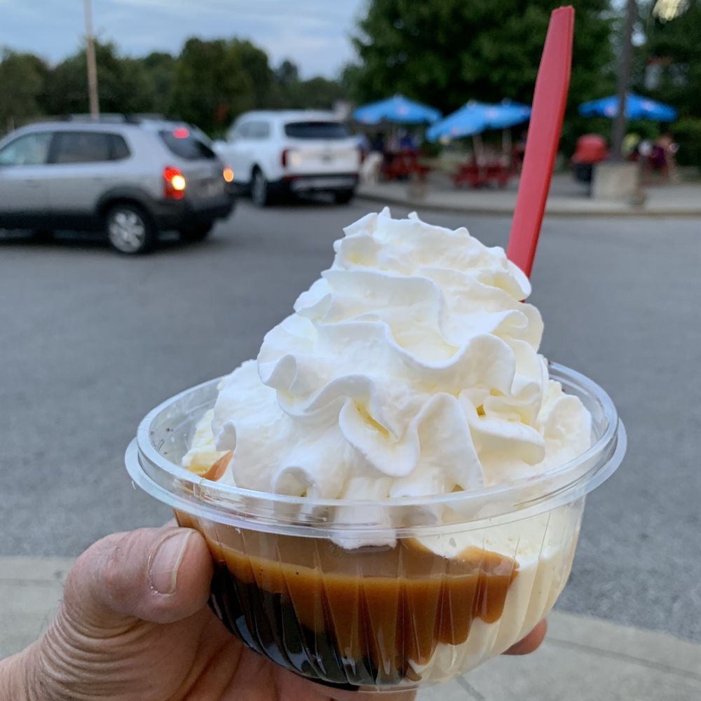 Bruster's Real Ice Cream - Warm brownie sundae - Ice Cream & Frozen Yogurt Near Me - Georgetown, Kentucky Bruster's Real Ice Cream - Warm brownie sundae - Ice Cream & Frozen Yogurt Near Me - Georgetown, Kentucky