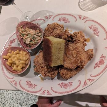 Honeybelle - Honeybelle Fried Chicken will change your life - Breakfast & Brunch Near Me - Palm Beach Gardens, Florida Honeybelle - Honeybelle Fried Chicken will change your life - Breakfast & Brunch Near Me - Palm Beach Gardens, Florida