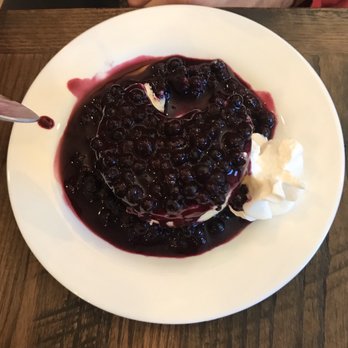 Sugarbeets - Cheesecake with freshly made blueberry sauce (perfect, not too sweet) - New American Near Me - Rome, New York