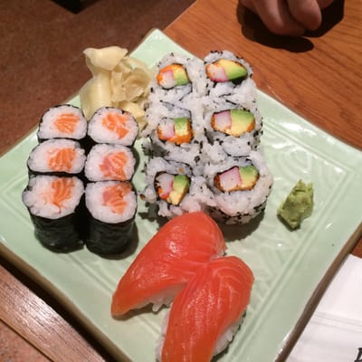 Pham Sushi by null