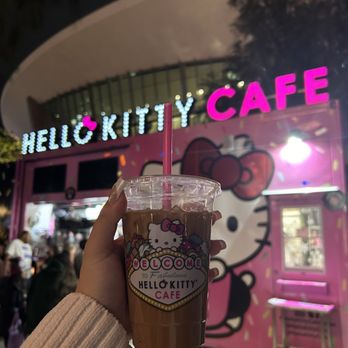 Hello Kitty Cafe - Zebra mocha - Desserts Near Me - Las Vegas, Nevada
