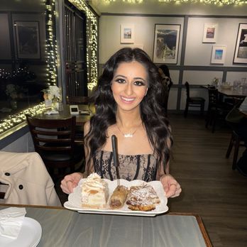 Greek Fellas Restaurant - Greek Near Me - Delta, British Columbia