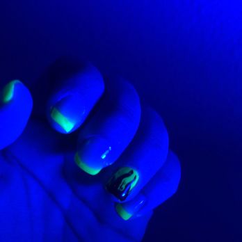 2k Nails - Under the blue light - Nail Salons Near Me - Mission Hills, California