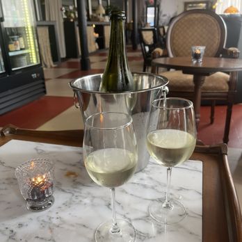 Magie - Wine Bars Near Me - Miami, Florida Magie - Wine Bars Near Me - Miami, Florida