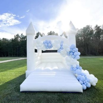 Heredias Party Rentals - White castle jumper! - Party Supplies Near Me - Long Beach, California Heredias Party Rentals - White castle jumper! - Party Supplies Near Me - Long Beach, California
