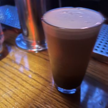 Howl at the Moon Pittsburgh - Poorly poured Guinness. Soooo disappointing. - Bars Near Me - Pittsburgh, Pennsylvania Howl at the Moon Pittsburgh - Poorly poured Guinness. Soooo disappointing. - Bars Near Me - Pittsburgh, Pennsylvania