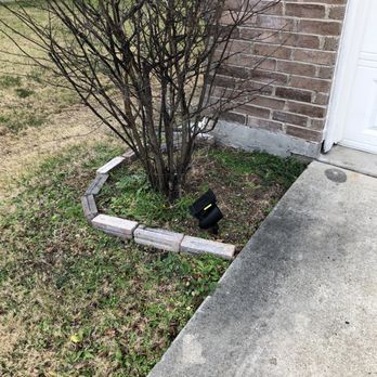 LR Landscaping - Side flower bed (before) - Landscaping Near Me