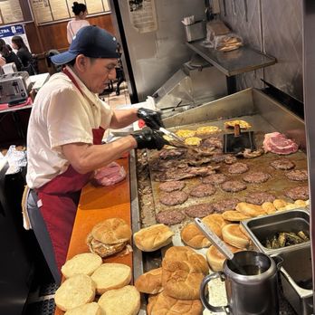 Billy Goat Tavern - Chicago - Shout out to this incredible man WORKING that grill! - Burgers Near Me - Chicago, Illinois Billy Goat Tavern - Chicago - Shout out to this incredible man WORKING that grill! - Burgers Near Me - Chicago, Illinois
