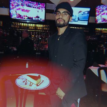 Piero's Italian Cuisine - SOMEBODY GET THEY MANZ HE FUCKIN UP A BUDGET AGAIN - Italian Near Me - Las Vegas, Nevada