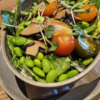 Pacific Catch - House salad - Seafood Near Me - San Diego, California