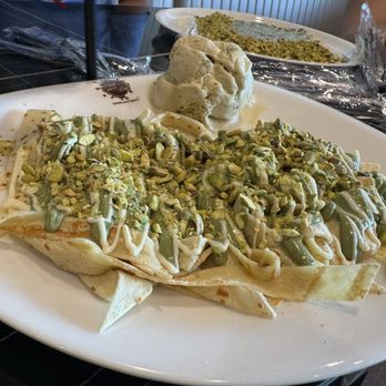 Melt N Dip - Pistachio Fettuccine (16) - Creperies Near Me - Niles, Illinois