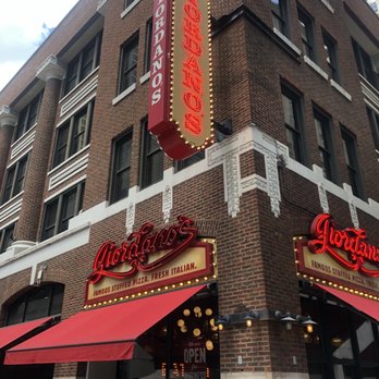 Giordano’s - Takeout & Delivery - 2599 Photos & 2695 Reviews - Pizza ...