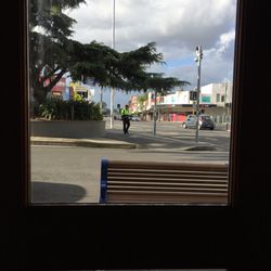 St George Tavern - Watching the world go by !