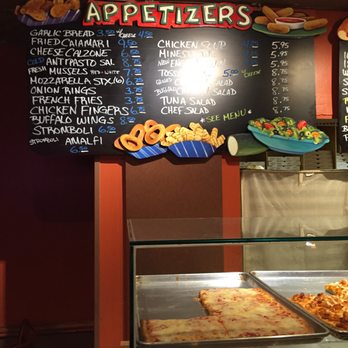 Amalfi Pizzeria & Restaurant - pizzas on display - Pizza Near Me - Central Valley, New York