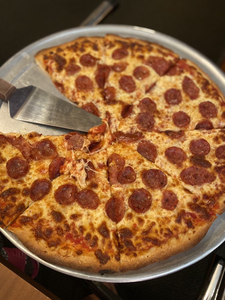 CROSSROADS HOTEL Updated September 2024 68 Photos & 141 Reviews