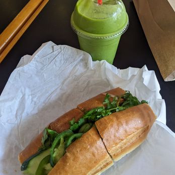 Fresh and Best Cafe 2 - Hella good grilled chicken banh mi - Vietnamese Near Me - Oakland, California