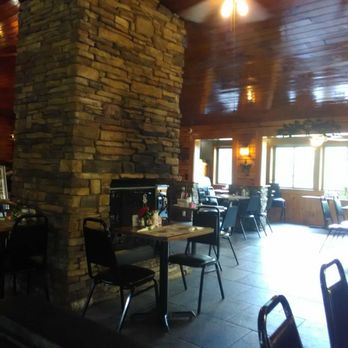 Greentown Grille - Inside at the Greentown Grill - American Near Me - Greentown, Pennsylvania