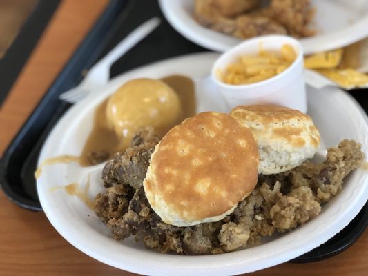 Lee's Famous Recipe Chicken by null