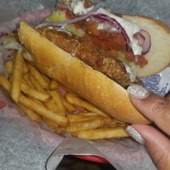 Red Derby - Po boy - Dive Bars Near Me - Washington, DC, District of Columbia