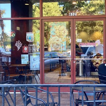 Cold Stone Creamery - Store Front - Ice Cream & Frozen Yogurt Near Me - Paso Robles, California