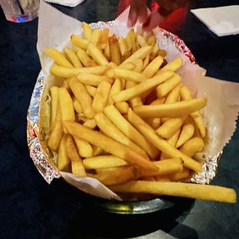 Casino El Camino - Basket of Fries - Dive Bars Near Me - Austin, Texas Casino El Camino - Basket of Fries - Dive Bars Near Me - Austin, Texas