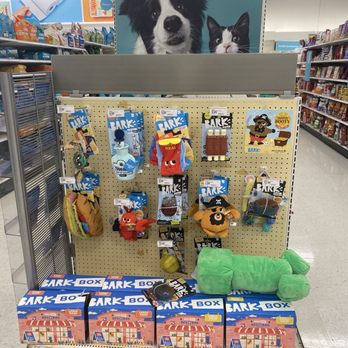 Target - Pets just wanna have fun - Department Stores Near Me - Davie, Florida