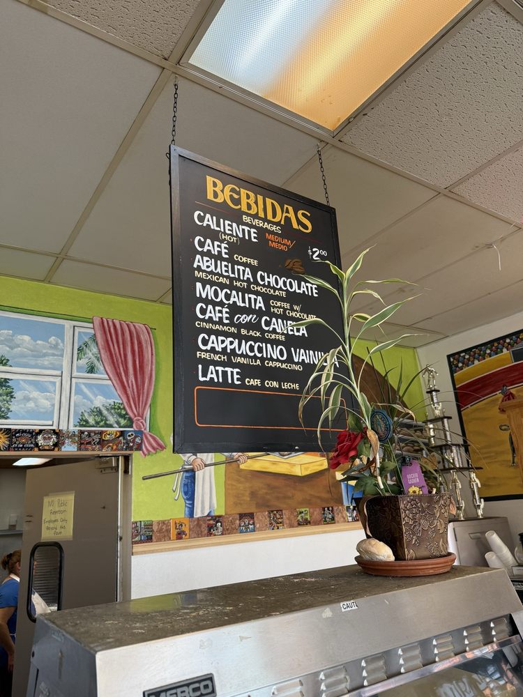 Chelos Panaderia