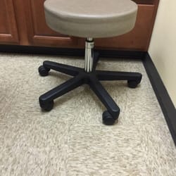 Sherman Oaks Family Medicine - A friendly chat needs a comfy chair...