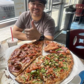 Curry Pizza - Half and half 12" Medium Chicken Tikka Masala Pizza and 12" Medium Honey Curry Pizza - Indian Near Me - Lehi, Utah Curry Pizza - Half and half 12" Medium Chicken Tikka Masala Pizza and 12" Medium Honey Curry Pizza - Indian Near Me - Lehi, Utah