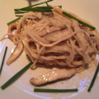 Yard House - Bars Near Me - Houston, Texas