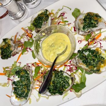 Il Gabbiano - oysters - Italian Near Me - Miami, Florida Il Gabbiano - oysters - Italian Near Me - Miami, Florida