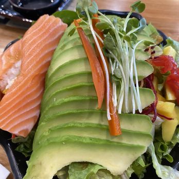 Heemo Sushi - Green Salad my favorite - Sushi Bars Near Me - Duarte, California